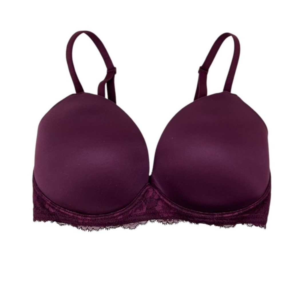 Victoria's Secret Lace Wing Wireless Nursing Bra in Purple